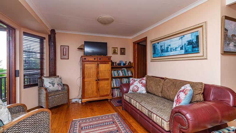 6 Bedroom Property for Sale in Outeniqua Strand Western Cape